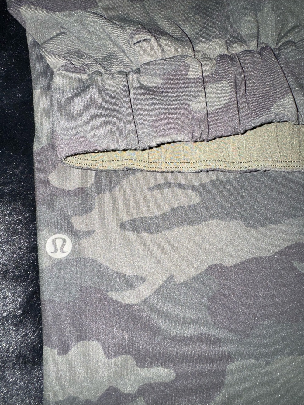Lululemon Women’s On The Fly Camouflage Jogger Sweatpants - Picture 3 of 3